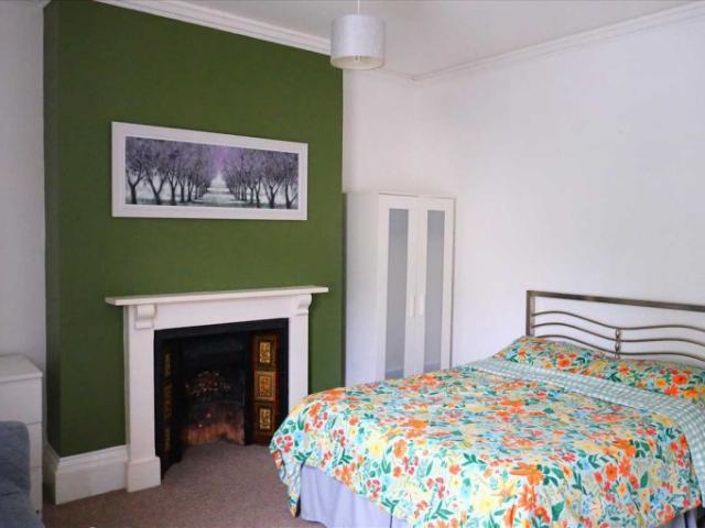Room for rent in Greenbank, Plymouth