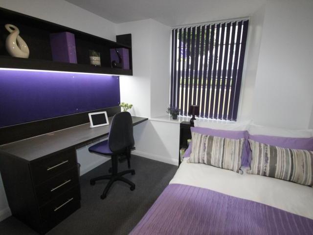 Studio for rent in Greenbank, Mount Wise