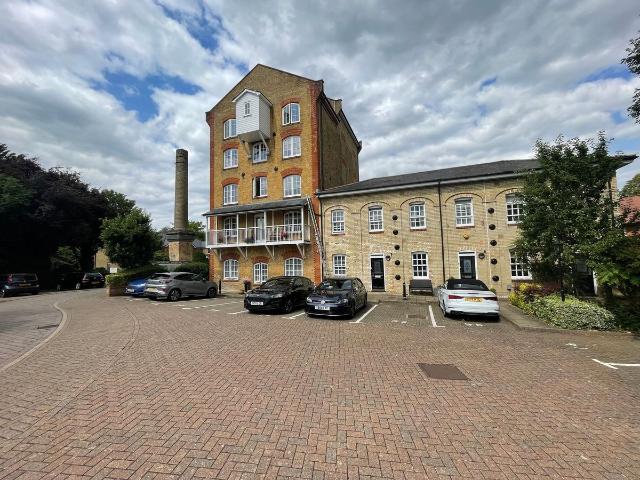 Apartment for rent in Hertford, Colliers End