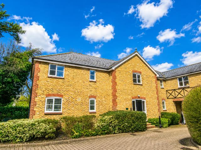 Apartment for rent in Hertford, Colliers End