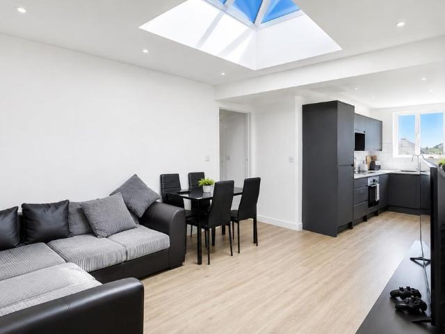 Apartment for rent in Fishersgate, West Sussex