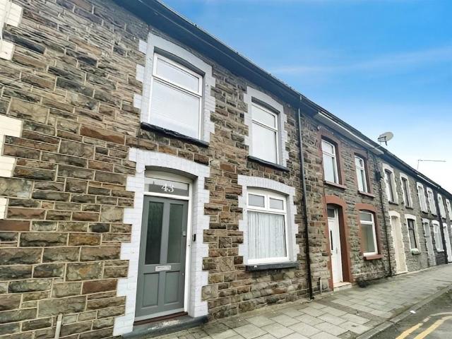 Apartment for rent in Porth