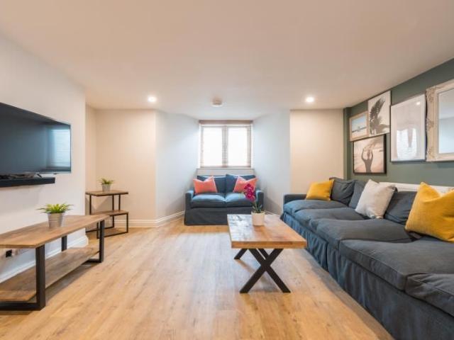 House for rent in Pennycomequick, Plymouth