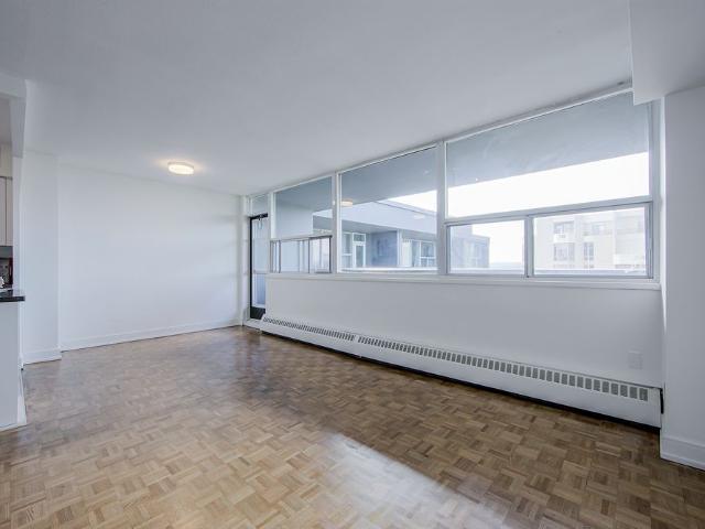 Apartment for rent in Burlington, Golden Horseshoe