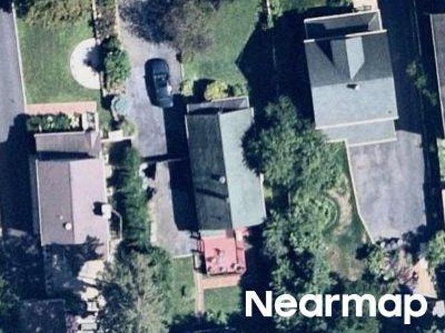House for sale in Huntington Station, Town of Huntington