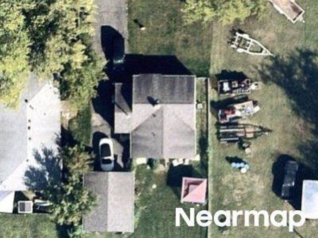 House for sale in Mchenry, Illinois