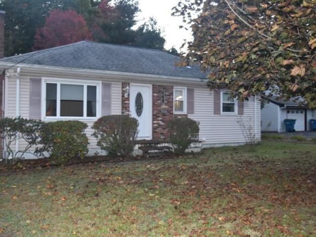 House for sale in North Tewksbury, Tewksbury