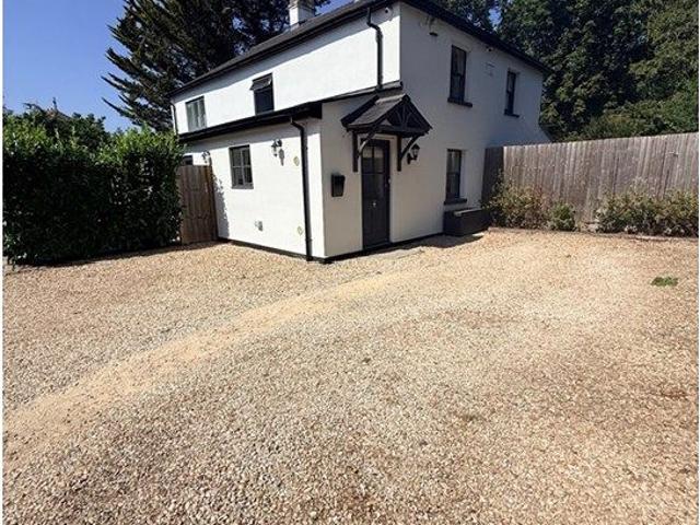 House for rent in Cranbourne, Winkfield