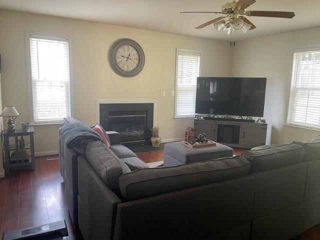Room for rent in Virginia