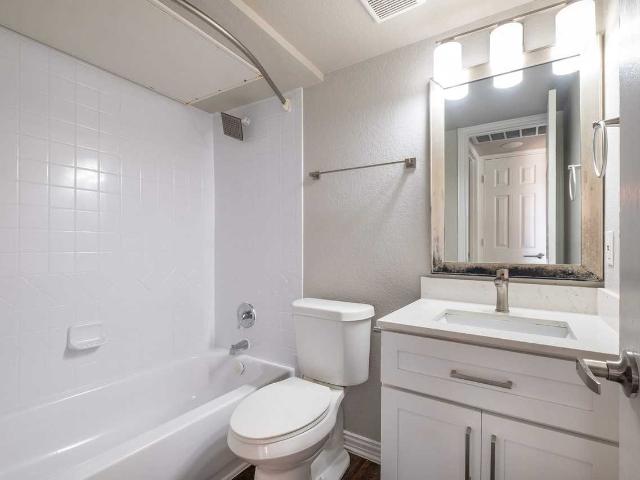 Apartment for rent in Lake Highlands, Dallas