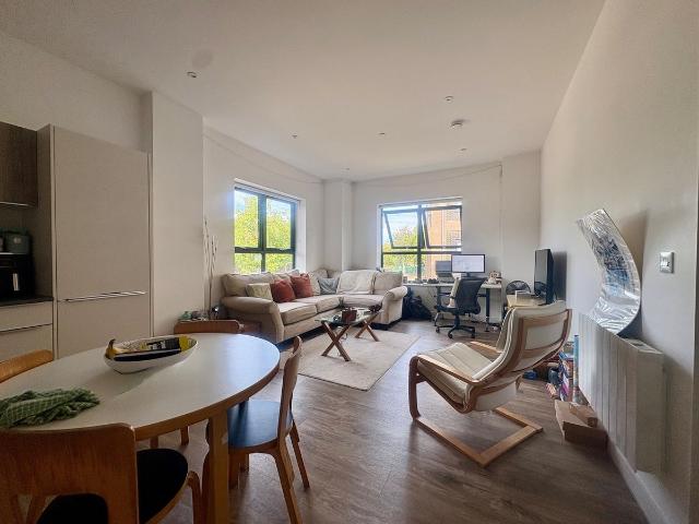 Apartment for rent in Ferndale, Swindon