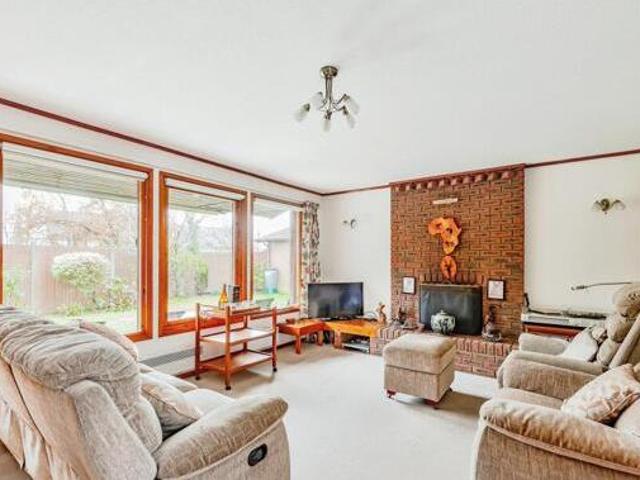 House for sale in Surrey