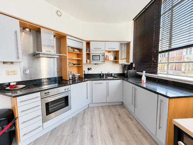 Apartment for rent in Round Hill, Brighton