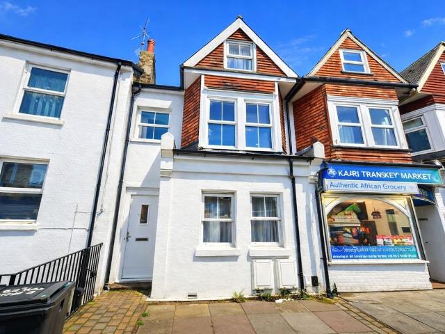 House for rent in Roselands, Eastbourne