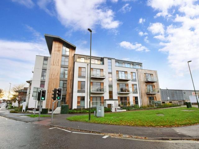 Apartment for rent in Roffey, Horsham
