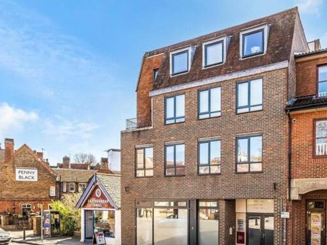 House for sale in Pachesham Park, Surrey