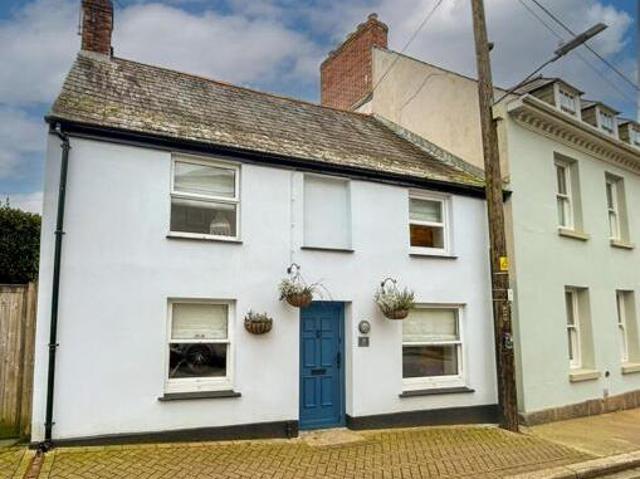 House for sale in Lostwithiel, Cornwall