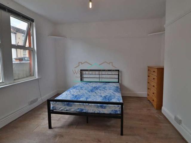Studio for rent in Burrow's Bush, Wellingborough