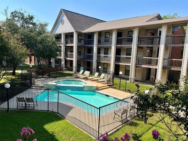 Condo for sale in Denton, Texas