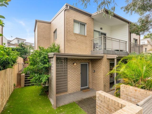 Townhouse for sale in Sydney, New South Wales