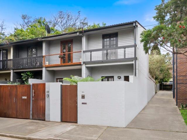 Townhouse for sale in Lower North Shore, Sydney