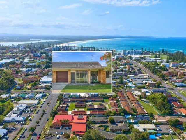 Villa for sale in Port Macquarie, Port Macquarie-Hastings Council