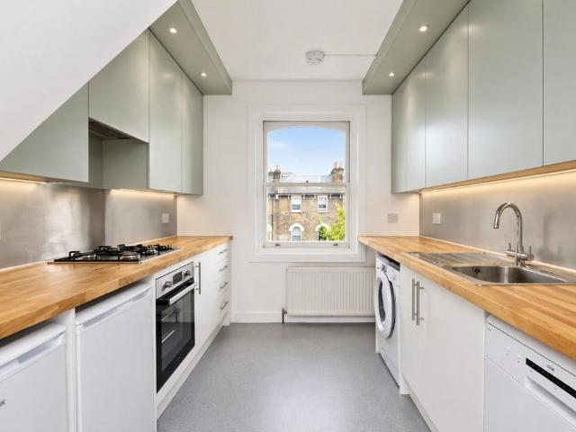Apartment for rent in London Borough of Camden, Greater London