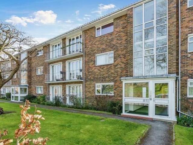 House for sale in Chichester, Littlecote