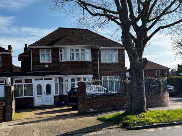 Apartment for rent in London Borough of Brent, Greater London