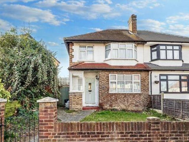 House for sale in Uxbridge, Greater London