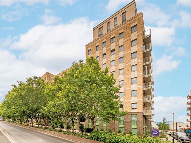 Apartment for rent in Silvertown, Greater London