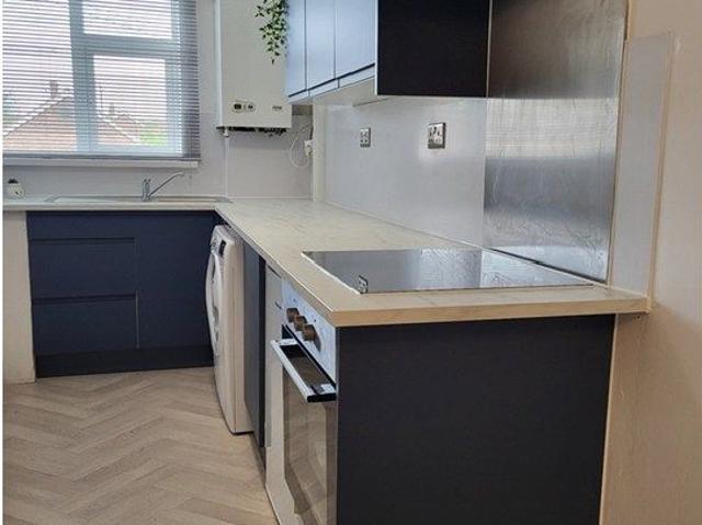 Studio for rent in Fishers Green, North Yorkshire