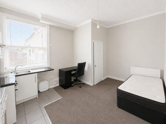 Studio for rent in Northam, City Of Southampton