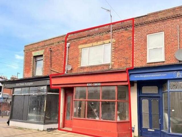 House for sale in Barton Stacey, Hampshire