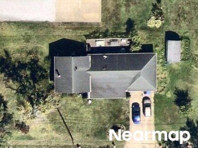 House for sale in Summit, Ohio