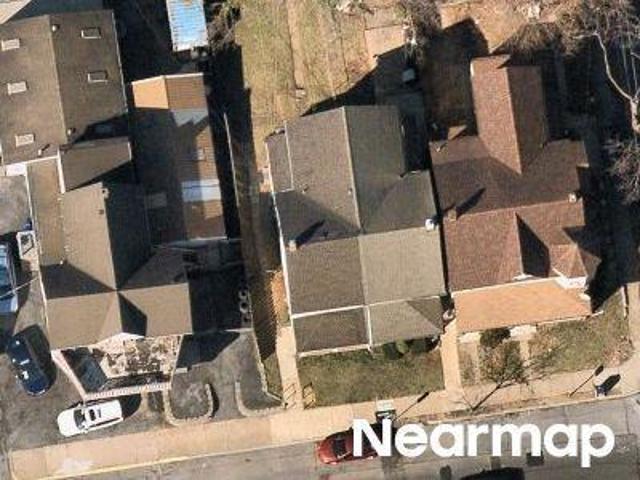 House for sale in Easton