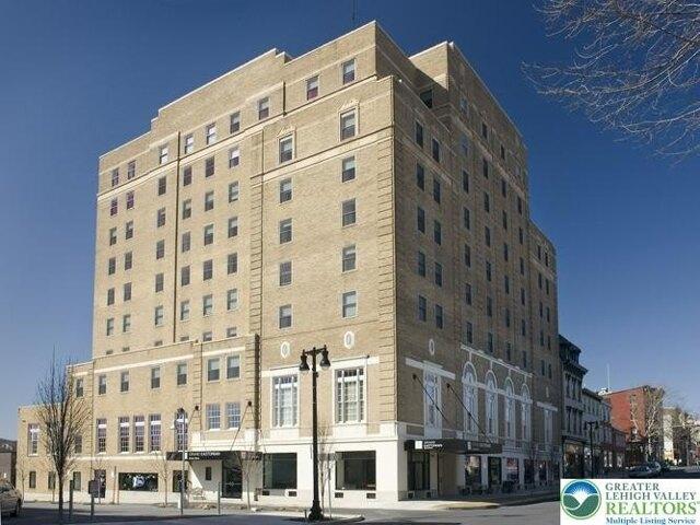 Condo for sale in Easton