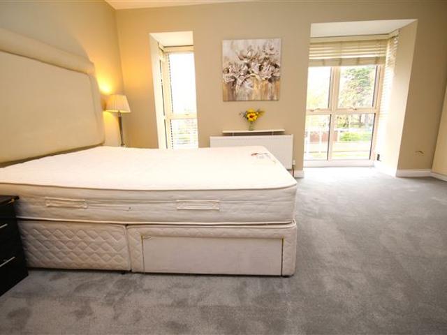 Property to rent in Bluebell, North Tipperary