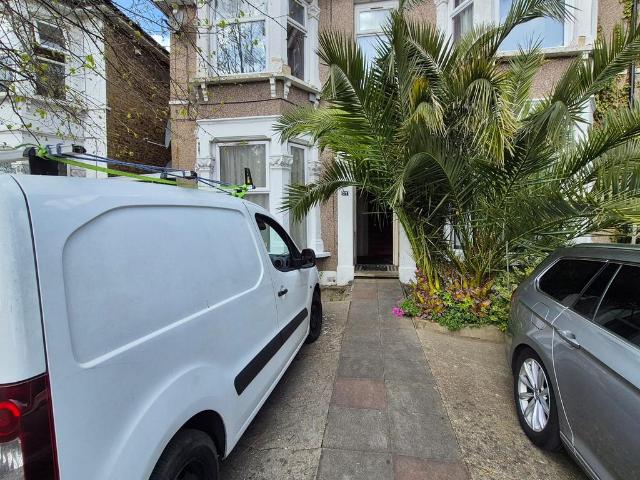 Apartment for rent in Greater London