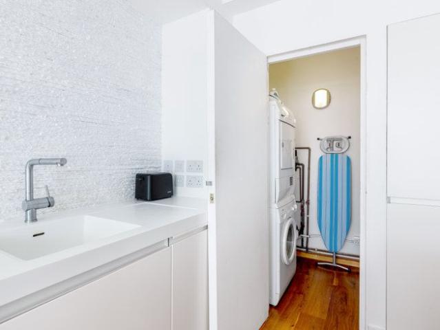 Apartment for rent in Clerkenwell, Isle Of Man