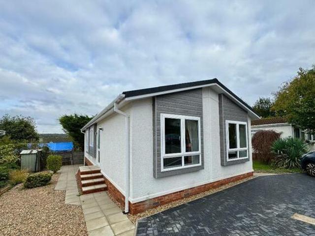 House for sale in Pouchen End, Hertfordshire