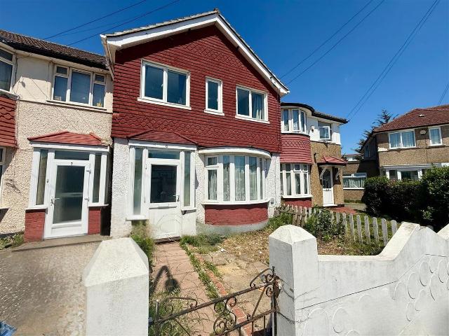 House for rent in Alperton, Greater London