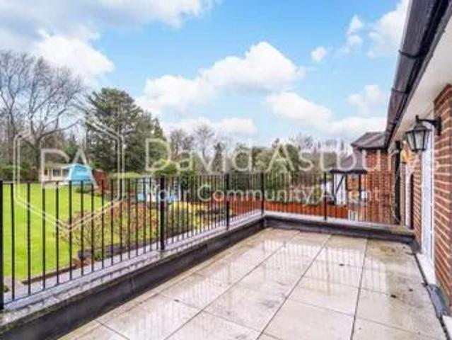 House for rent in Totteridge, Greater London