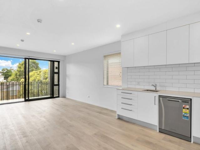 Apartment for rent in Wairau Valley