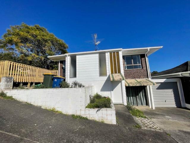 Apartment for rent in Hillcrest, Kaipātiki
