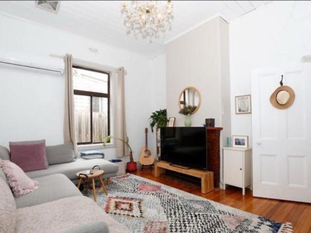 Room for rent in Camerons Creek, Victoria