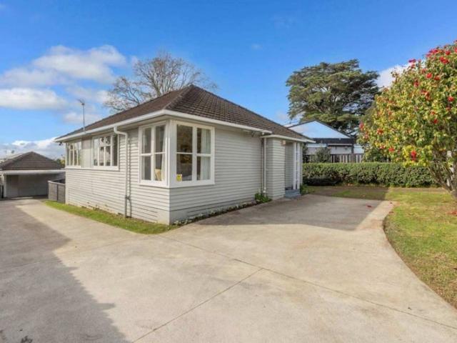 House for rent in Wairau Valley