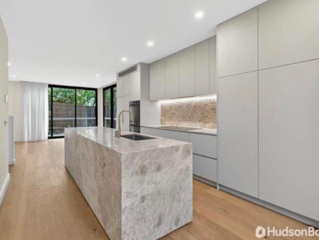 Room for rent in Camerons Creek, Victoria
