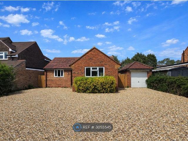 House for rent in East Horsley, Guildford