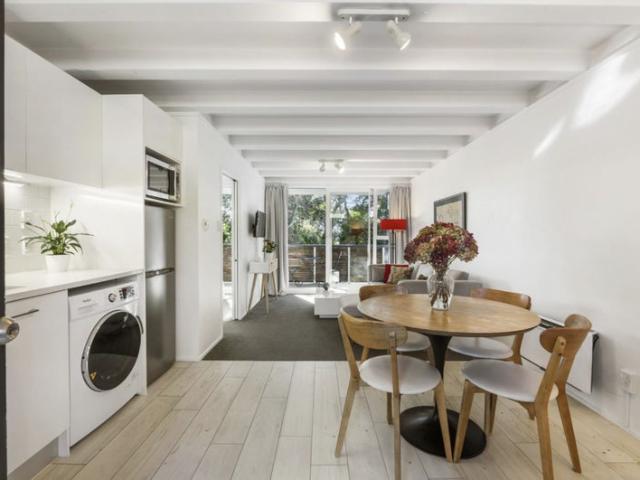 Apartment for rent in Wairau Valley